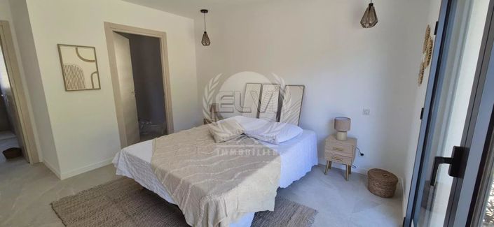 Image No.5-House for sale