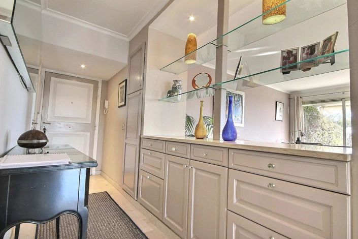 Image No.19-2 Bed Apartment for sale