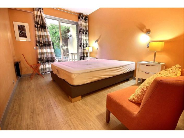 Image No.13-2 Bed Apartment for sale