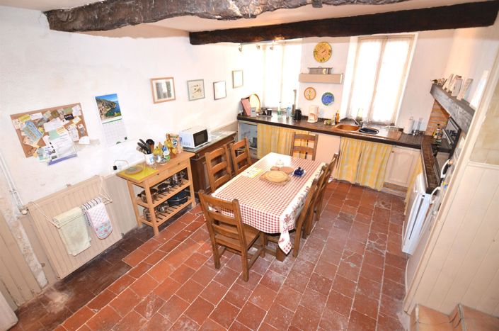 Image No.20-5 Bed House for sale