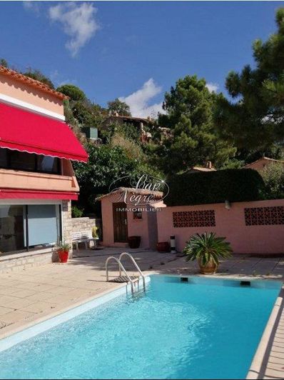 Image No.1-3 Bed House for sale