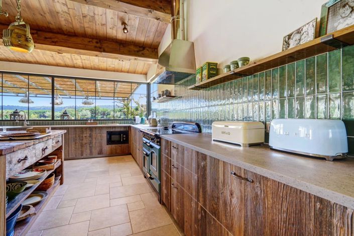 Image No.2-5 Bed House for sale