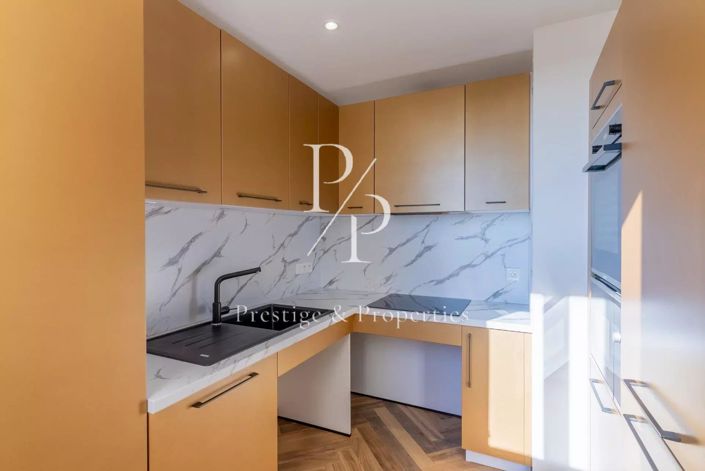 Image No.4-Appartement de 2 chambres à vendre à Cannes