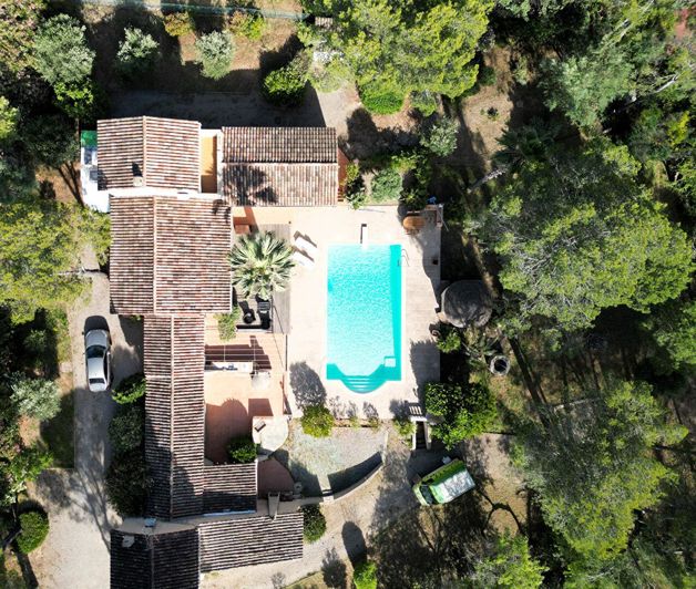 Image No.2-5 Bed House for sale