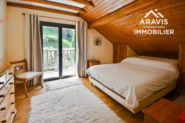 Image No.22-3 Bed House for sale