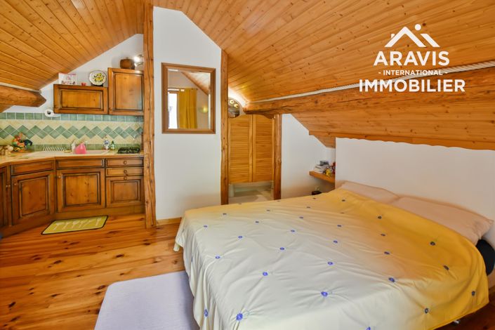 Image No.36-3 Bed House for sale