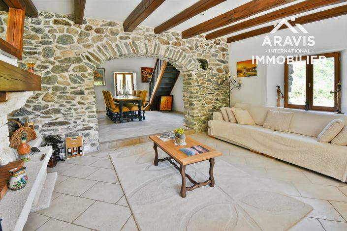 Image No.7-3 Bed House for sale