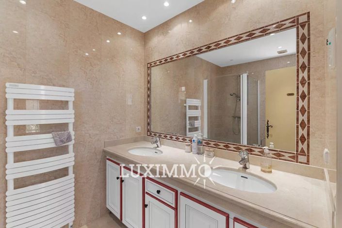 Image No.9-Maison de 6 chambres à vendre à Mougins