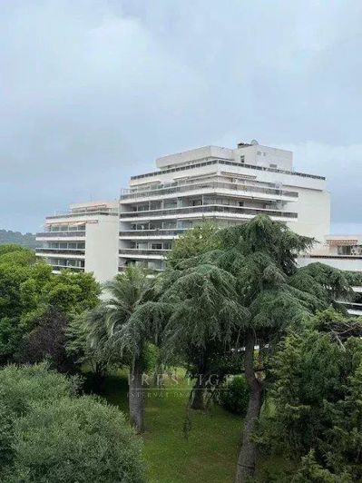 Image No.12-1 Bed Apartment for sale