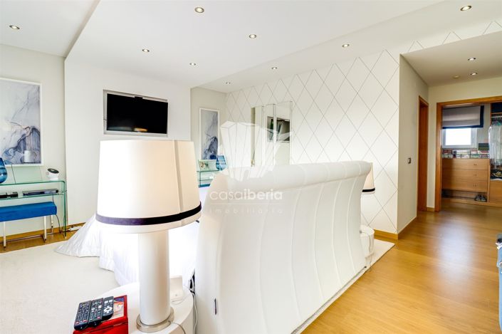 Image No.23-Maison de 4 chambres à vendre à Benavente