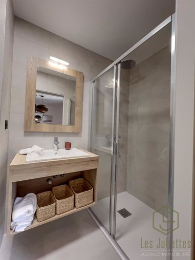 Image No.3-1 Bed Property for sale