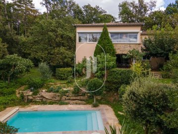 Maison de 5 chambres à vendre à Uzès