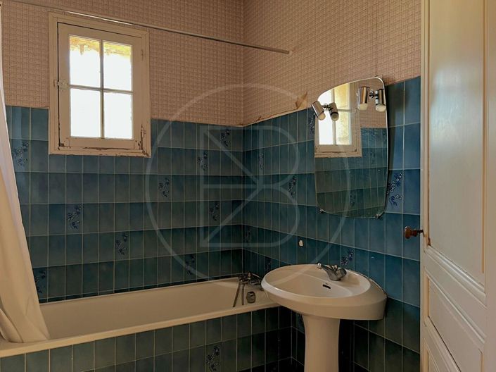 Image No.15-4 Bed House for sale