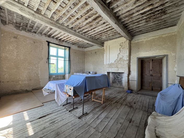 Image No.27-3 Bed Property for sale