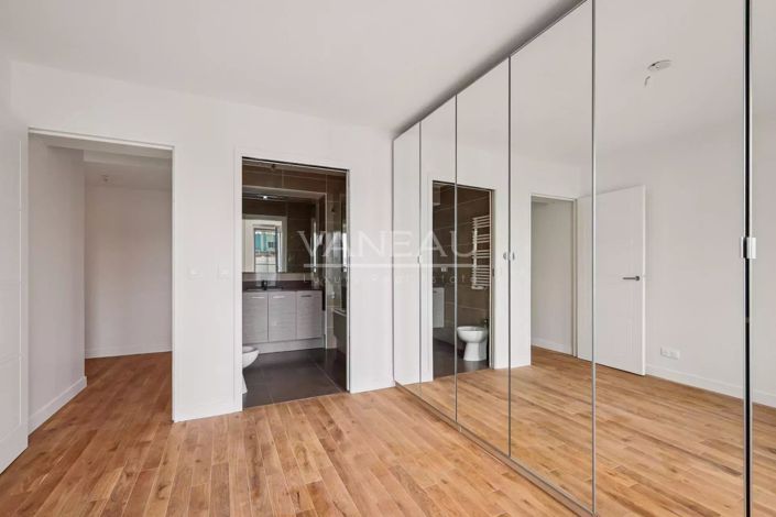 Image No.13-3 Bed Apartment for sale