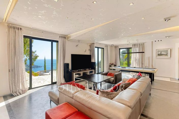 Image No.8-4 Bed House for sale