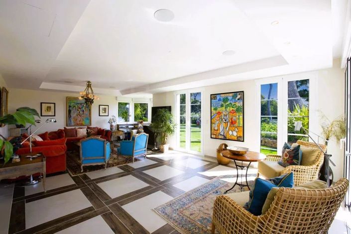 Image No.11-5 Bed House for sale