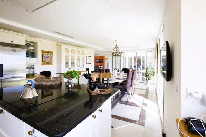 Image No.14-4 Bed House for sale