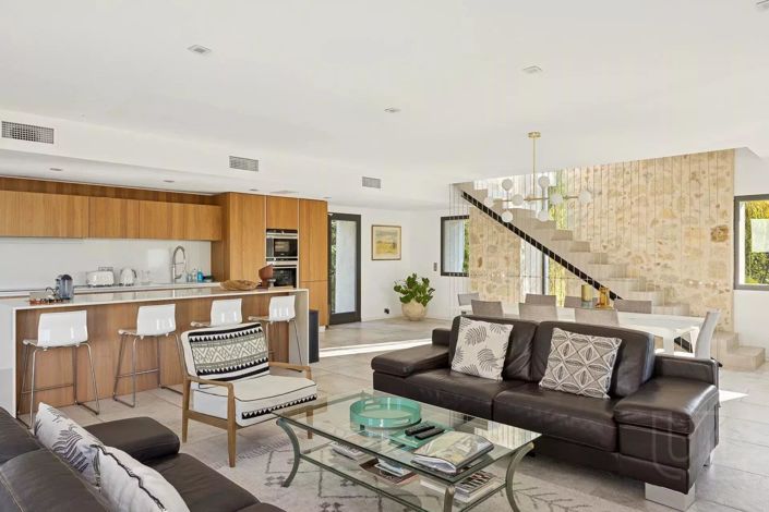 Image No.21-4 Bed House for sale