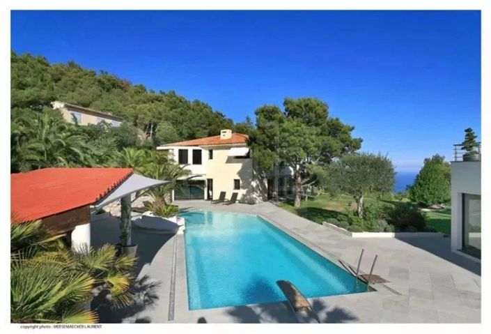 Image No.2-5 Bed House for sale