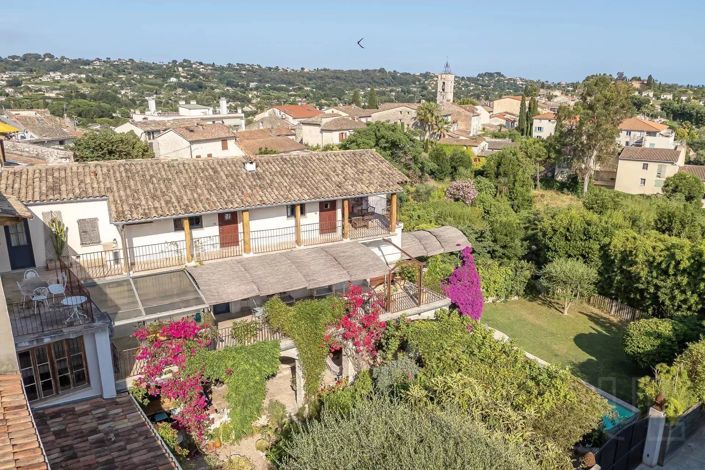 Image No.14-6 Bed House for sale