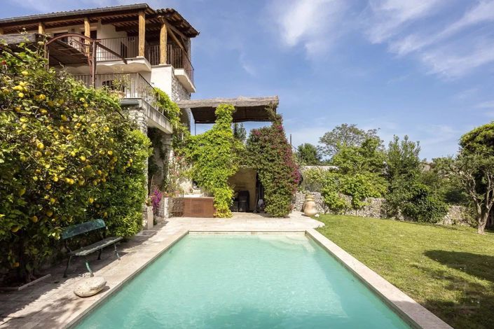 Image No.15-6 Bed House for sale