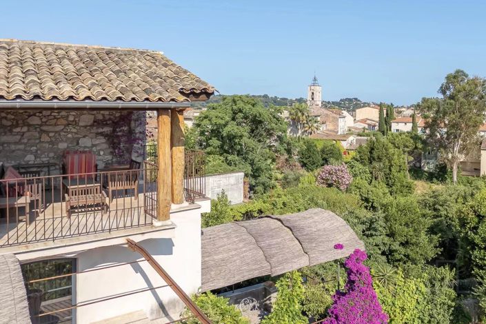 Image No.16-6 Bed House for sale