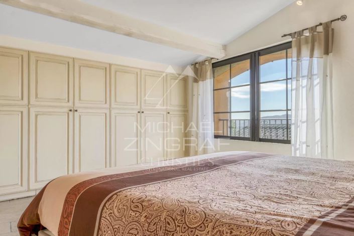 Image No.5-Maison de 3 chambres à vendre à Grasse