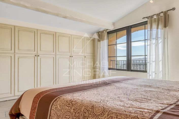 Image No.5-Maison de 3 chambres à vendre à Grasse