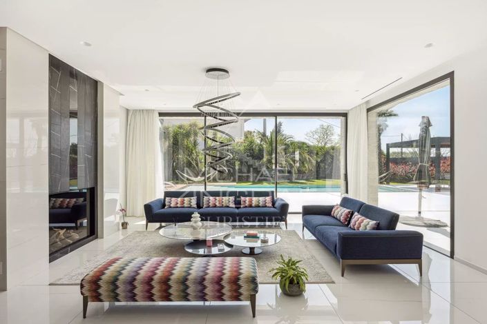 Image No.4-5 Bed House for sale