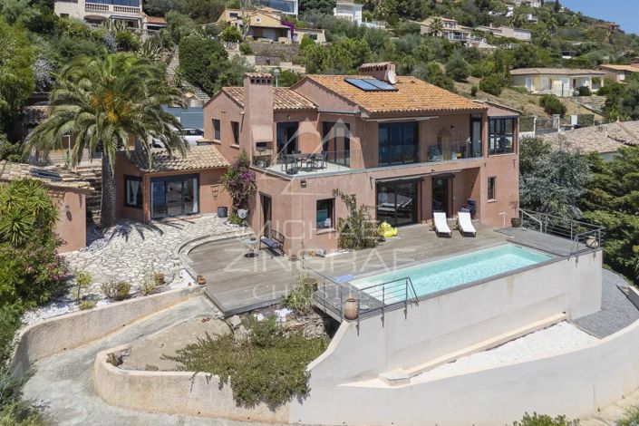 Image No.2-3 Bed House for sale