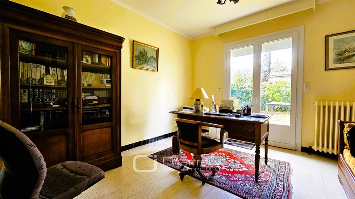 Image No.9-3 Bed House for sale