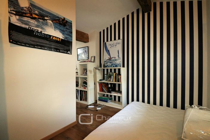 Image No.15-7 Bed House for sale