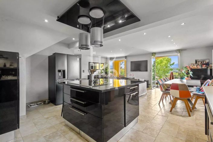 Image No.5-Maison de 5 chambres à vendre à Antibes