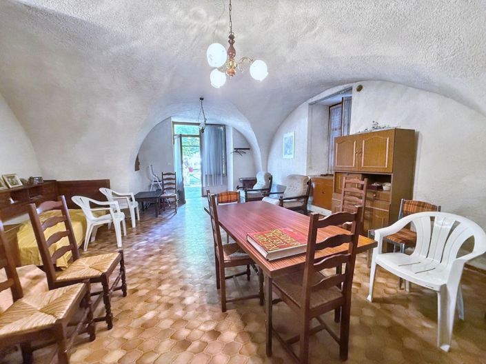 Image No.5-5 Bed House for sale