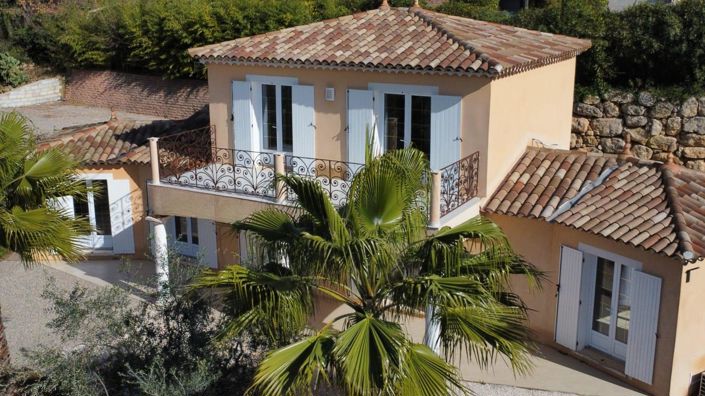 Image No.2-4 Bed House for sale