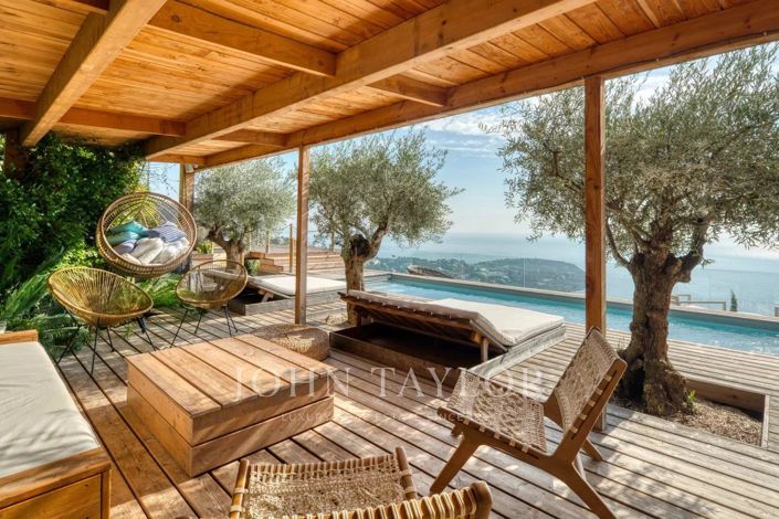 Image No.8-6 Bed House for sale