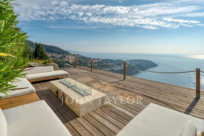 Image No.9-6 Bed House for sale