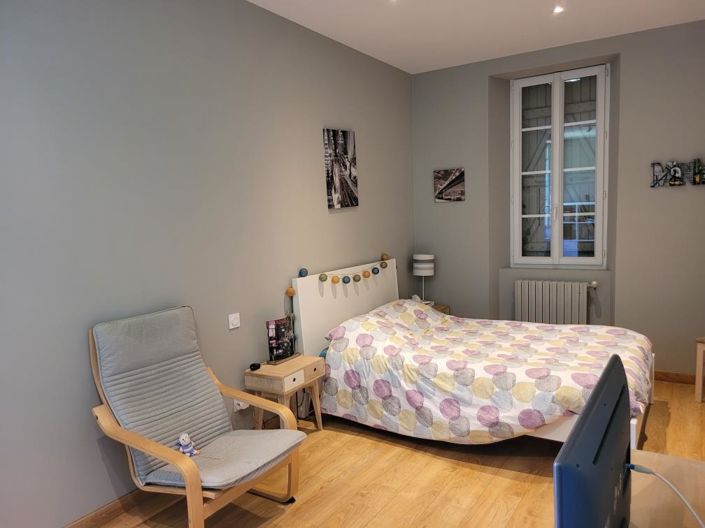 Image No.15-4 Bed House for sale