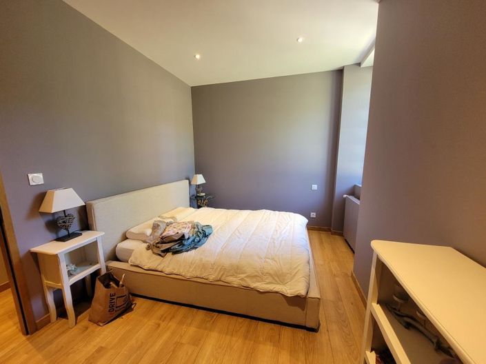 Image No.20-4 Bed House for sale