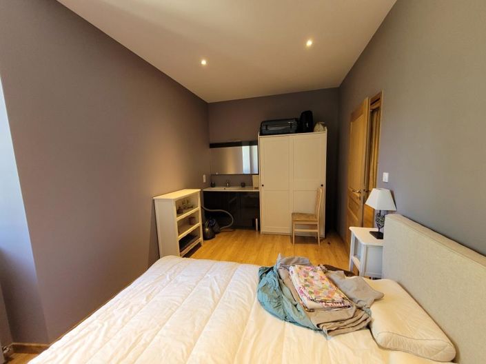 Image No.21-4 Bed House for sale