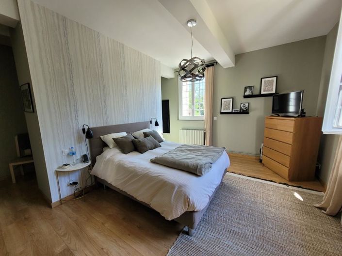 Image No.23-4 Bed House for sale