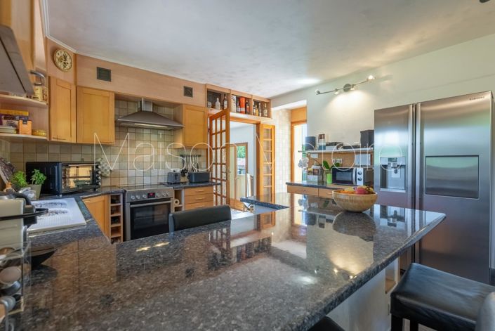 Image No.15-3 Bed House for sale