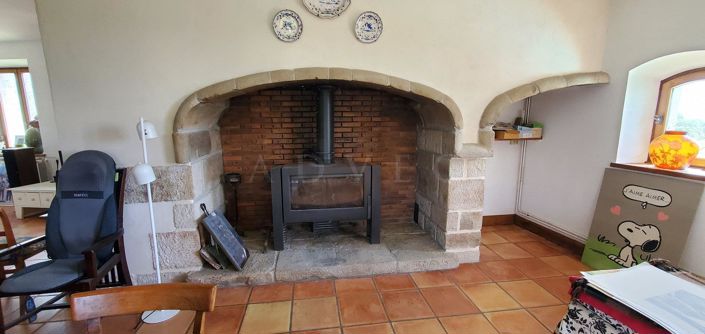 Image No.3-5 Bed Property for sale