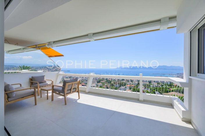 Image No.1-Appartement de 2 chambres à vendre à Cannes