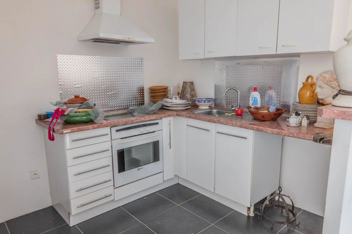 Image No.6-3 Bed House for sale