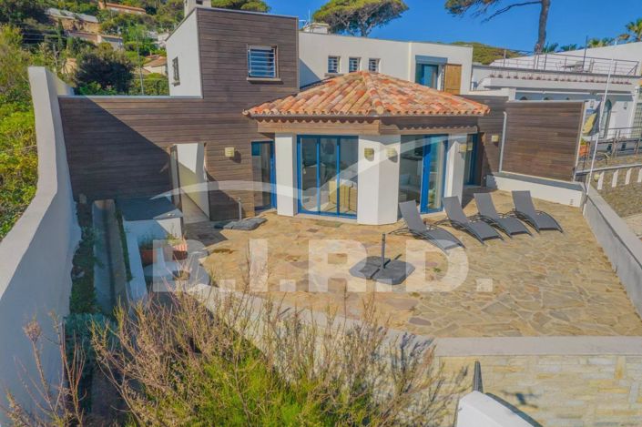 Image No.2-Maison de 5 chambres à vendre à Sainte-Maxime