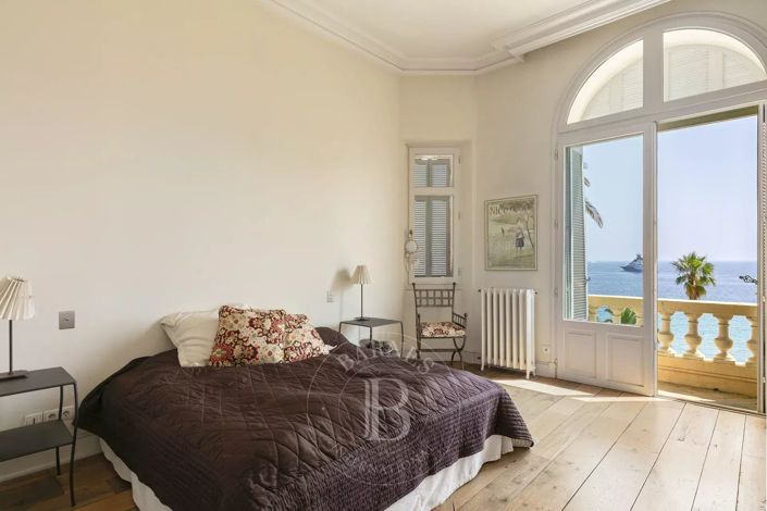 Image No.14-7 Bed House for sale