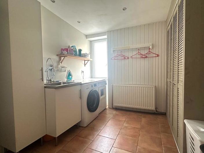 Image No.11-4 Bed House for sale