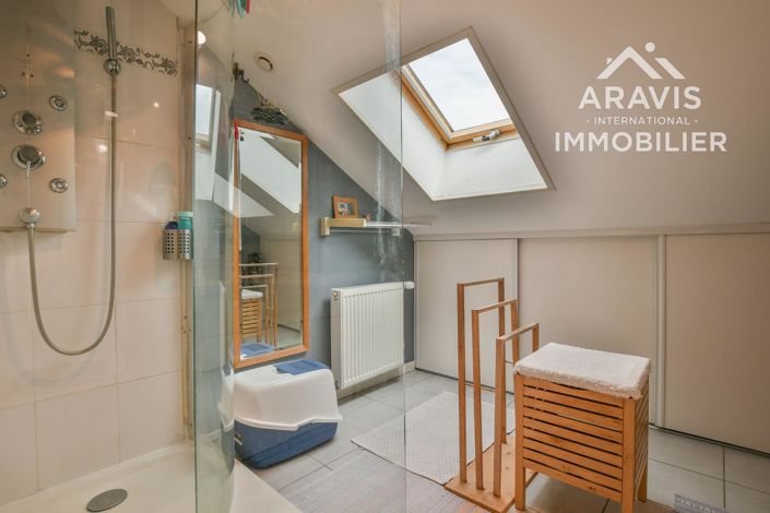 Image No.10-3 Bed Apartment for sale